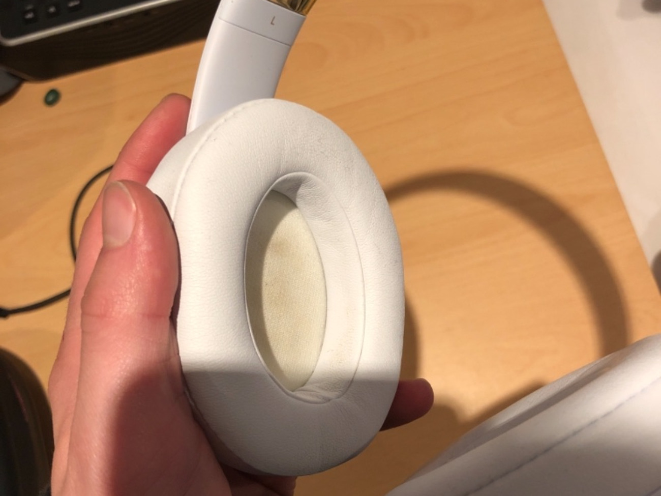 Rent Beats studio 3 white/gold in 