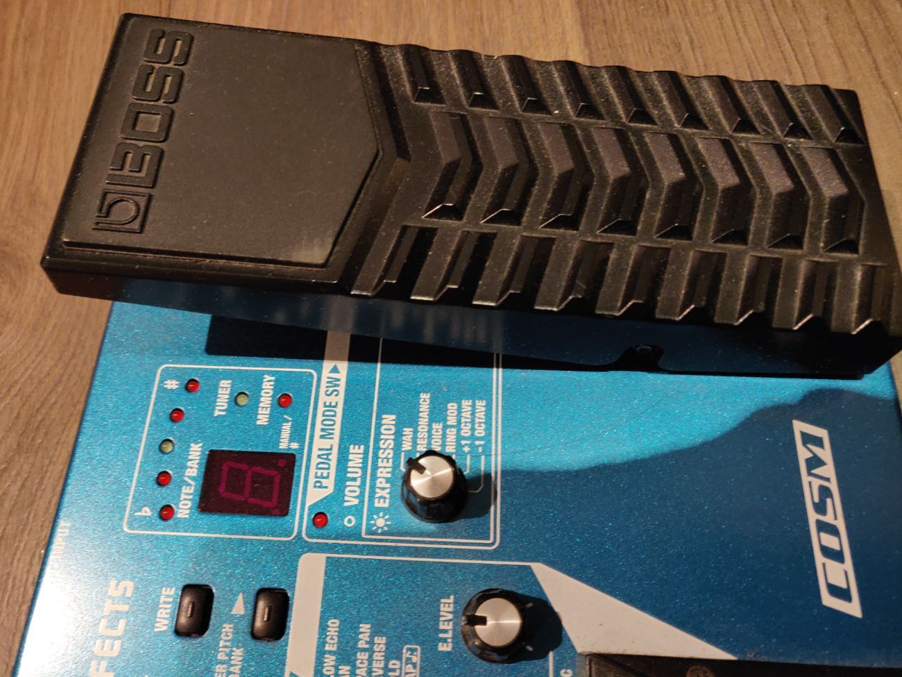 Rent Boss Me 50 Electric Guitar Multi Effects Pedal Processor In London Rent For 10 00 Day 7 14 Week