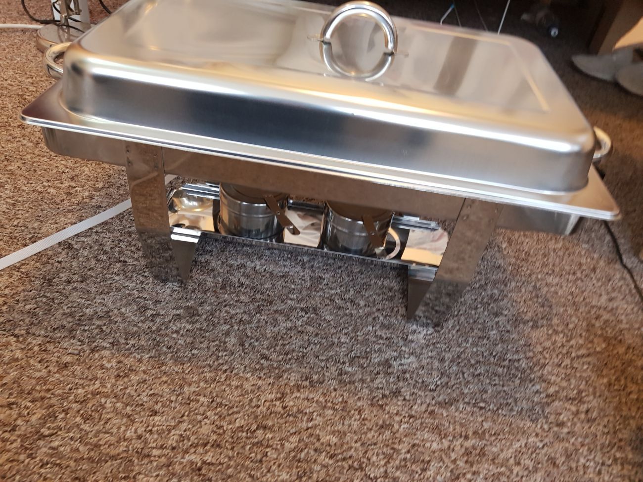 Rent Chafing dishes 4 full sized 9ltr juicer barley used. in HA8 Harrow