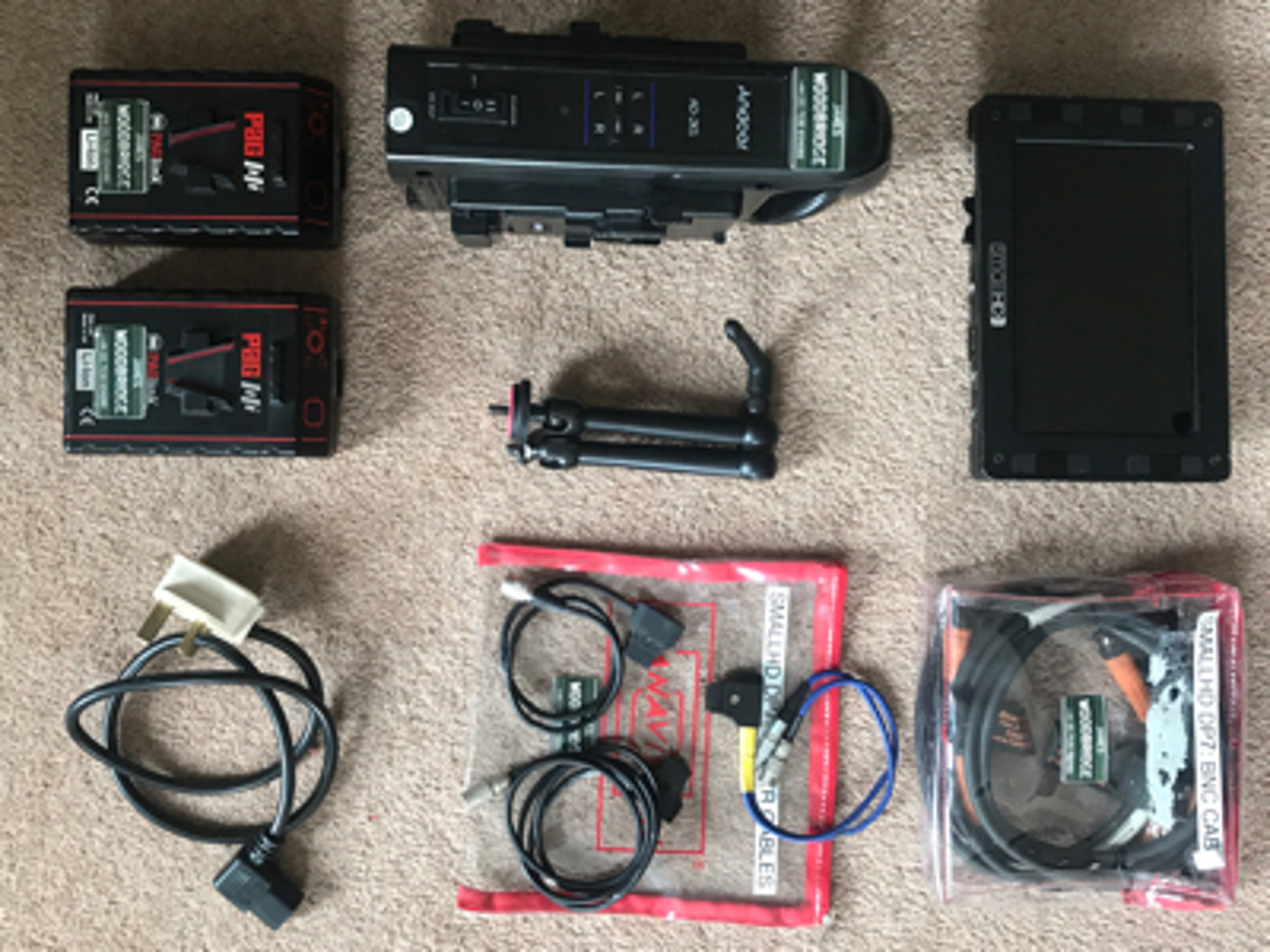 Rent SmallHD DP7 Pro 7” Monitor Kit in 