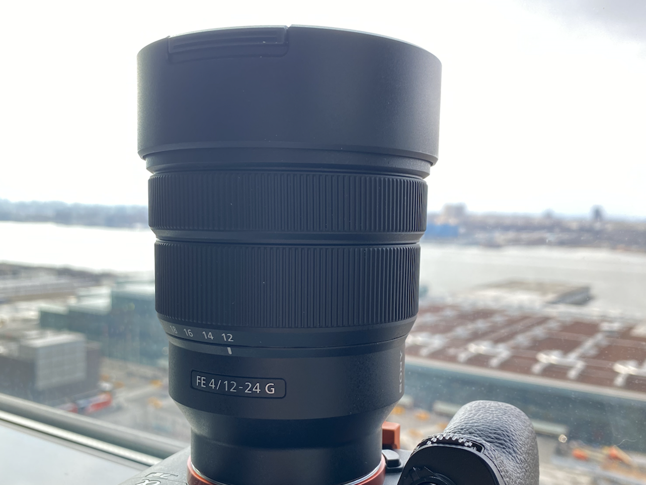 Rent Sony Fe 12 24mm F 4 G E Mount Lens In New York Rent For 45 00 Day 32 14 Week