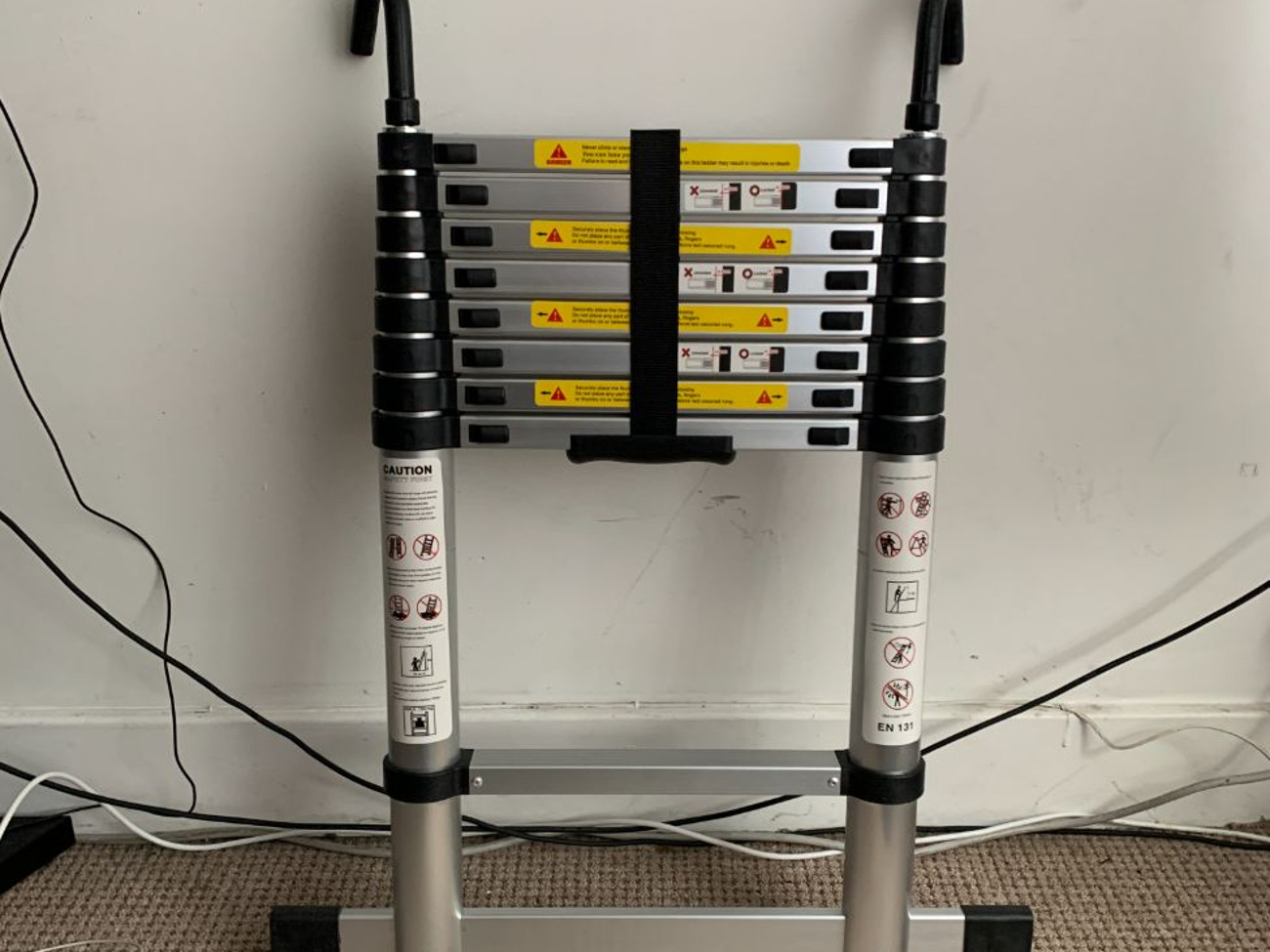 Telescopic Ladder with hooks 2.6m