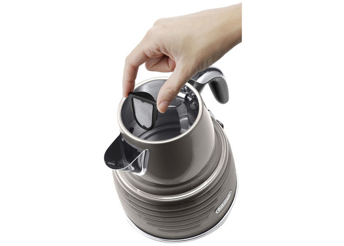 De'Longhi Scultura Collection Kettles Buy De'Longhi Scultura Collection
