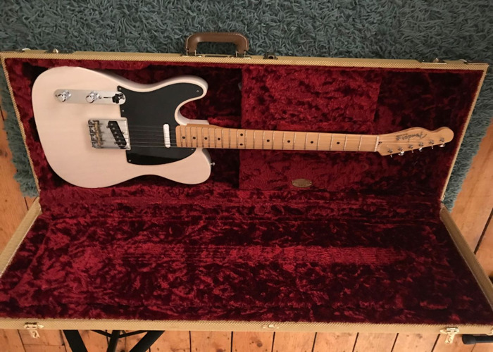 Fender Left Handed Electric Guitar
 - Rent Fender Telecaster Custom Shop Left Handed Electric Guitar In London Rent For 50 00 Day 250 00 Week 1 500 00 Month Fat Llama
