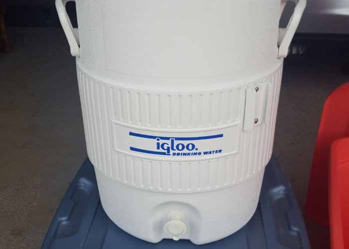 igloo water cooler