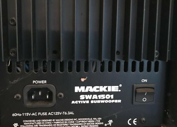 swa1501 mackie subwoofer