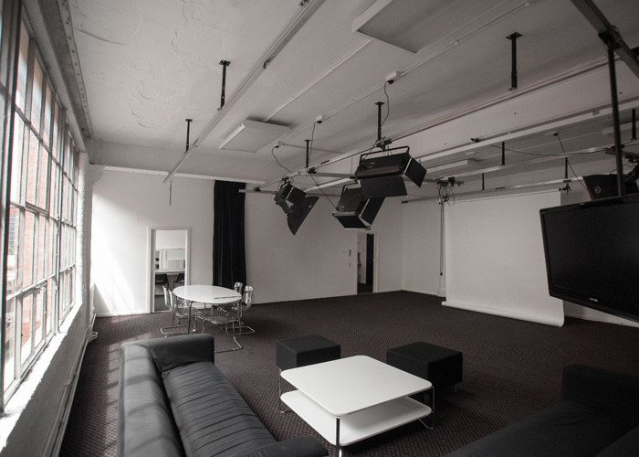 Rent Manchester Photography and Film Studio Fat Llama