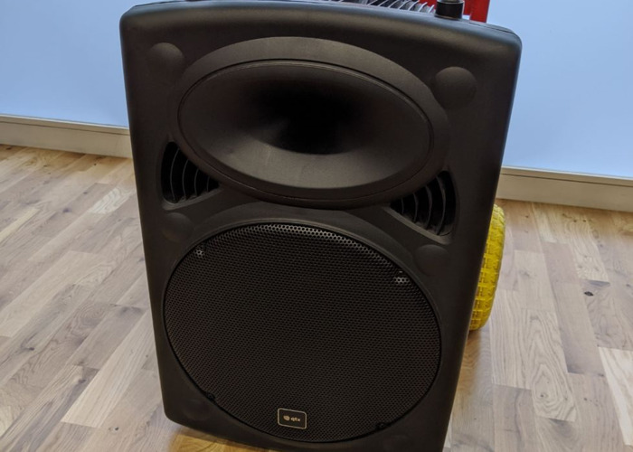 Rent QTX Portable Battery PA w/Wireless 