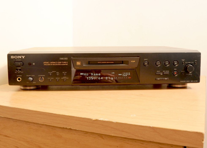 Rent Sony Minidisc Player / Recorder. MDSJE780. Fat Llama