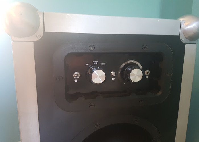 loudest battery powered speaker