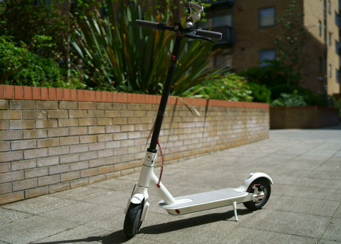 Xiaomi M365 Electric Scooter auto Scooter 30km range E14image 0