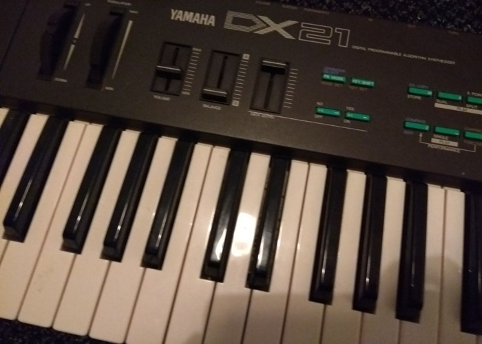 Yamaha DX21image 5