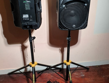 mackie srm 850