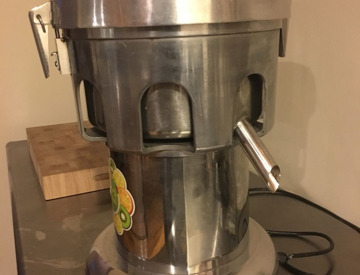 Rent Commercial Juicer in New York Rent Breville Juice Fountain Plus in