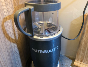 Rent Nutribullet in London (rent for £5 juicer barley used. in HA8 Harrow
